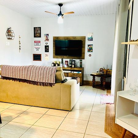 Casa Com Spa De Hidro, Aquecedor E Cromoterapia A 1,0 Km Do Centro ชาปาดา ดอส กิมาไรส์ ภายนอก รูปภาพ